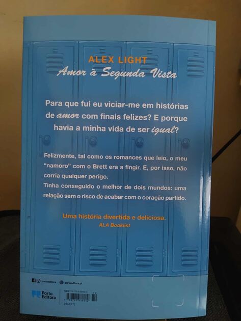Livro “Amor à segunda vista”. Livros