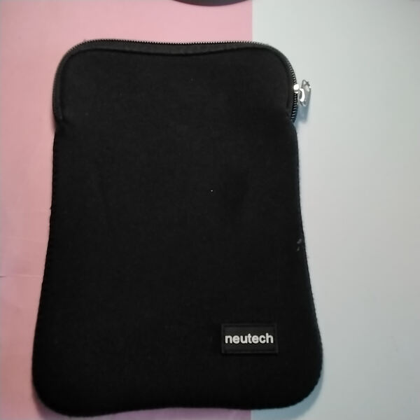 Bolsa para tablet ou para outro acessório . Acessórios de tablets