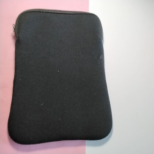 Bolsa para tablet ou para outro acessório . Acessórios de tablets