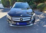 Mercedes Benz GLA 200 d AMG Line. Carros