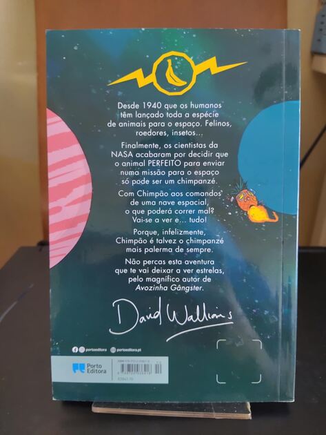 Livro “Astrochimp”. Livros