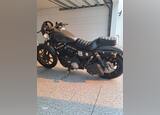 Harley Davidson Iron 883. Motos