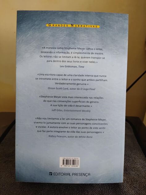 Livro “A Química”. Livros