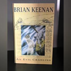 An Evil Cradling de Brian Keenan. Livros. Faro.  Literatura internacional   