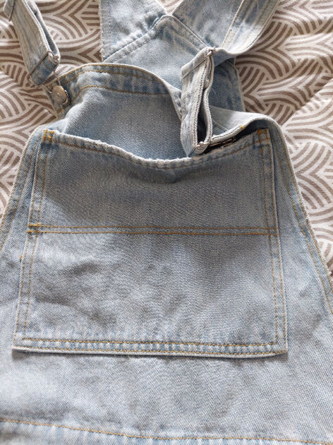 Jardineiras macacão – Bershka – tamanho M europeu . Outros Moda Homem