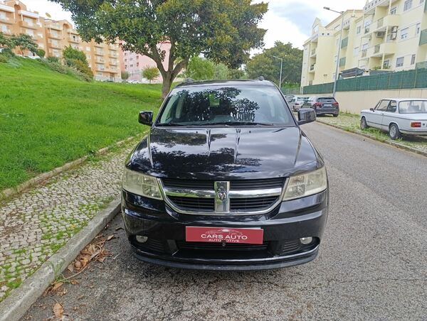 Dodge Journey 7 lugares 2010. Carros