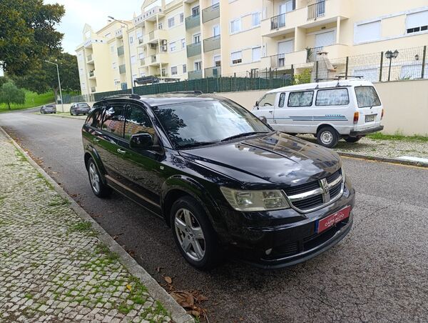 Dodge Journey 7 lugares 2010. Carros