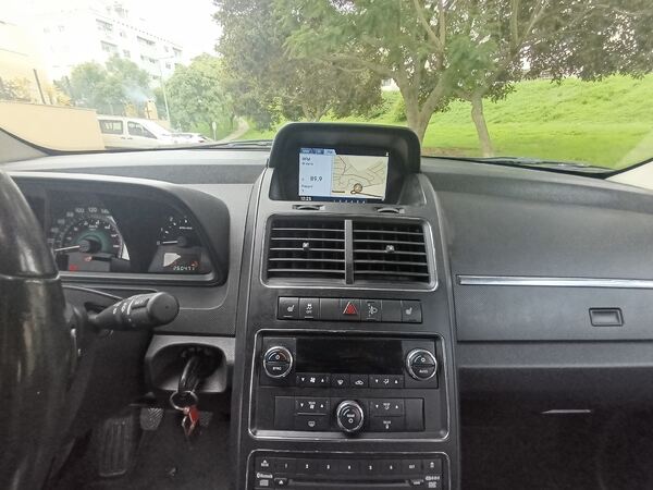 Dodge Journey 7 lugares 2010. Carros