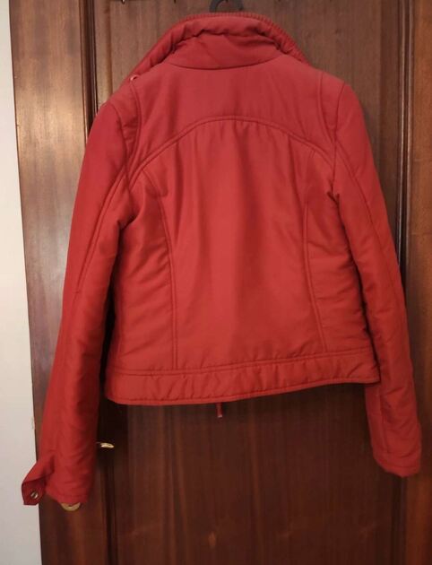 Casaco vermelho . Casacos mulher