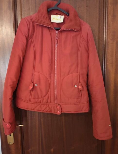 Casaco vermelho . Casacos mulher