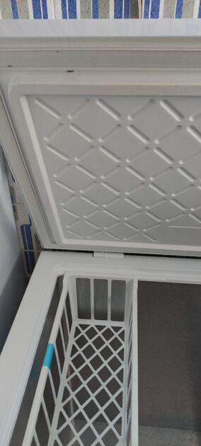 Arca Horizontal KUNFyT 200L KCF9121 (Estático - 198 L - 85 cm - Branco), usada um mês apenas. Preço nova 234 euros. Vendo por 150.
Motivo da venda: mudança para apartamento já mobilado. Contato . Arcas Congeladoras