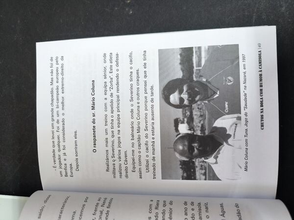 Livro Churros na bola com humor á camisola. Livros