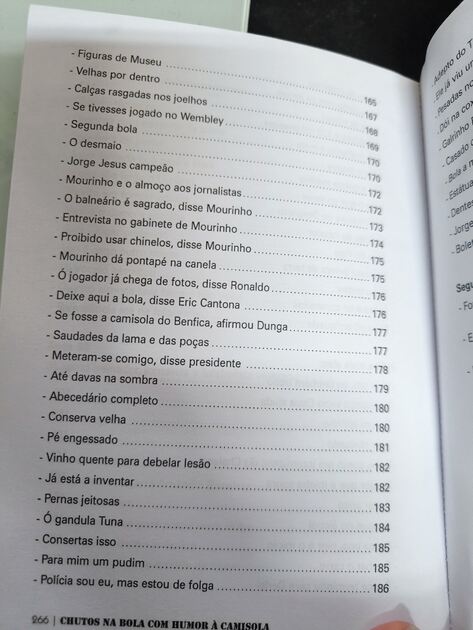 Livro Churros na bola com humor á camisola. Livros