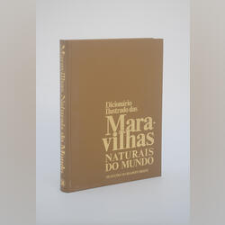 Dicionário Ilustrado das Maravilhas Naturais do Mu. Livros