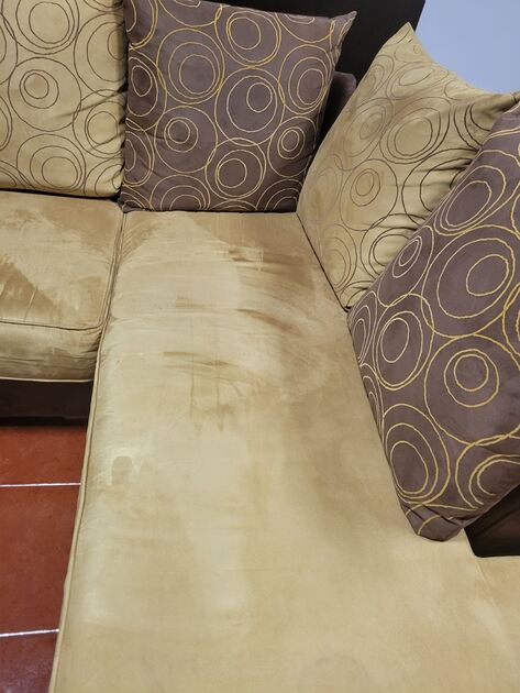 Sofa chaise longue . Sofás e Poltronas