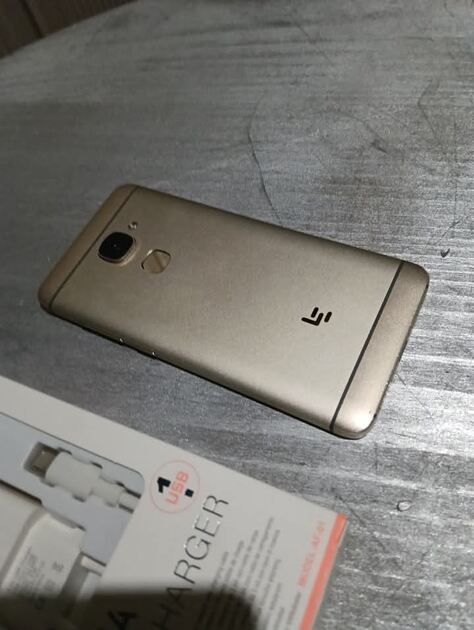 Leeco Android 24MP 4 GB e 64 Gb. Telemóveis