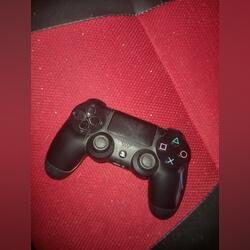 Comando PS4 preto em bom estado. Acessórios. Cascais. PlayStation 4     Muito bom