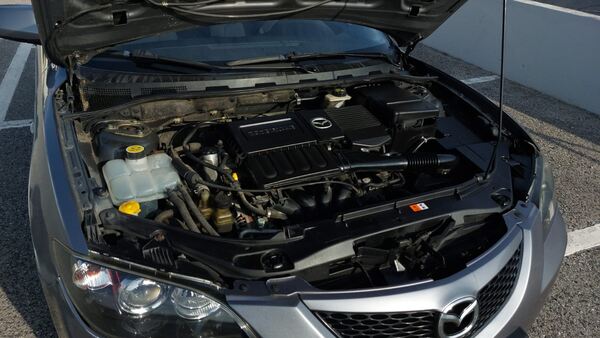 Mazda 3 SÓ 158000kms. Carros