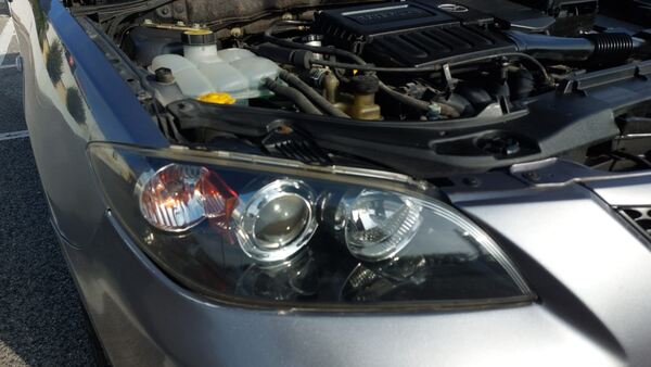Mazda 3 SÓ 158000kms. Carros