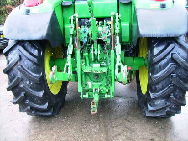 John Deere 6330. Tratores