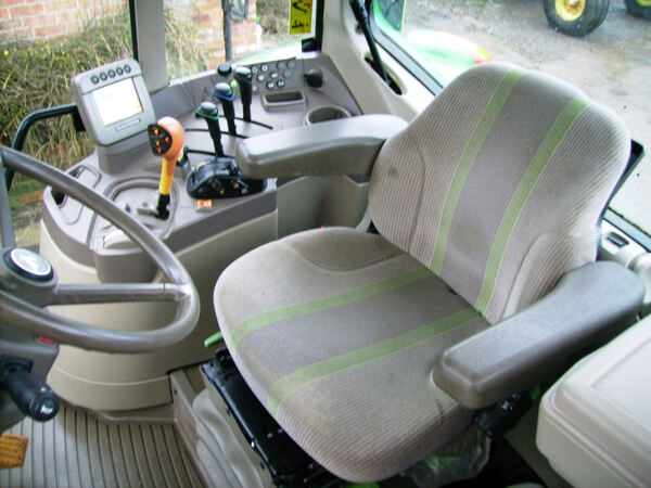 John Deere 6330. Tratores