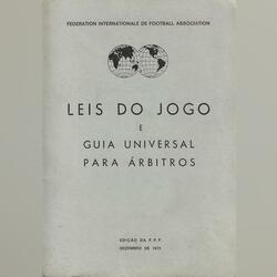 Leis do Jogo e Guia Universal Para Árbitros. Livros