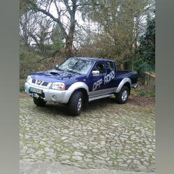 Nissan Navara frontier. Carros