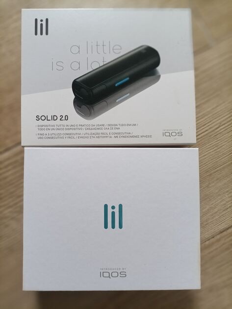 2 máquinas iqos em excelente estado . Cigarro eletrônico
