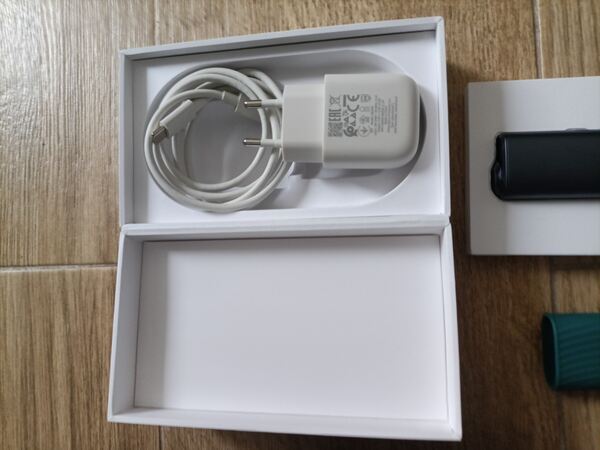 2 máquinas iqos em excelente estado . Cigarro eletrônico