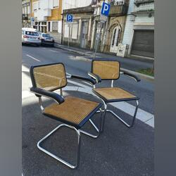 Cadeiras Vintage em palhinha c/ braços. Mesas e Cadeiras. Porto Cidade.     