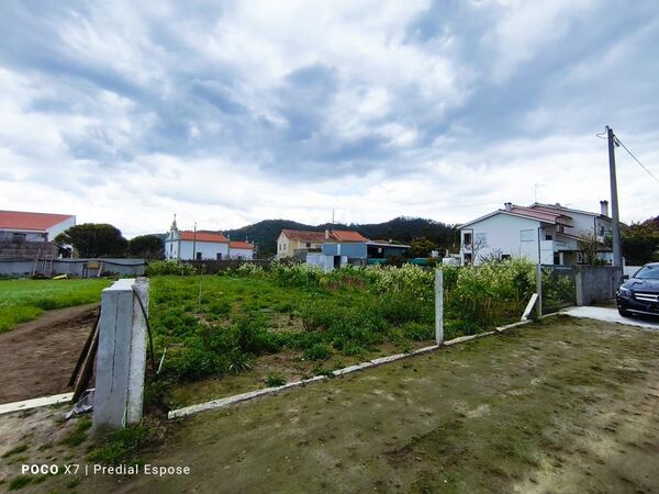 Terreno para construção em Outeiro / Marinhas (295. Lote