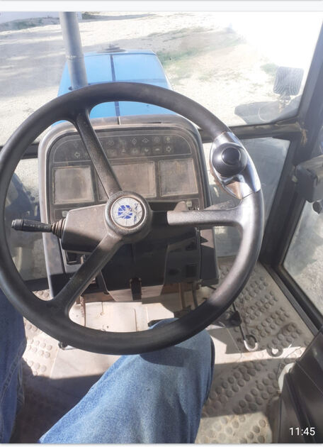 Vendo Ford 6640 . Tratores