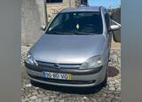 Opel Corsa B. Carros