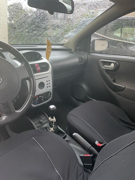 Opel Corsa B. Carros