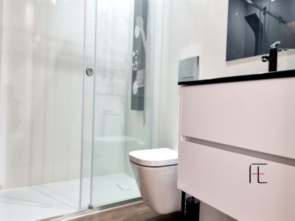 Apartamento T3, Ramalde, Porto. Casa e apartamentos para vender