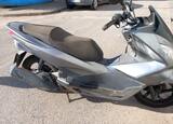 moto pcx 125. Motos
