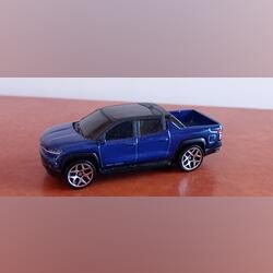 Hot Wheels Chevrolet Silverado. Miniaturas