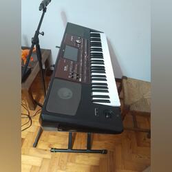 Korg pa 700. Pianos e Teclados