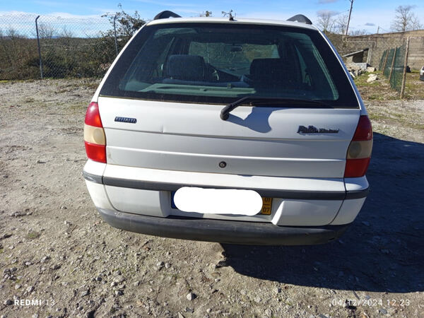 Para peças Fiat Palio Weekend 1.2 ano 2001. Carros para Peças