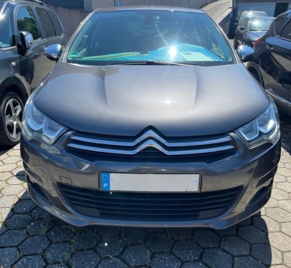 Citroen C4 PureTech 130 cv Exclusivo . Carros