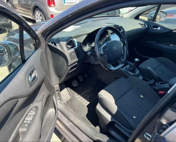 Citroen C4 PureTech 130 cv Exclusivo . Carros