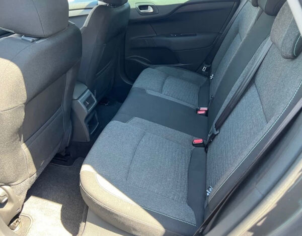 Citroen C4 PureTech 130 cv Exclusivo . Carros