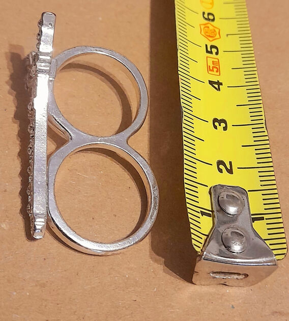 Anel de dois dedos- Mulher. Anéis