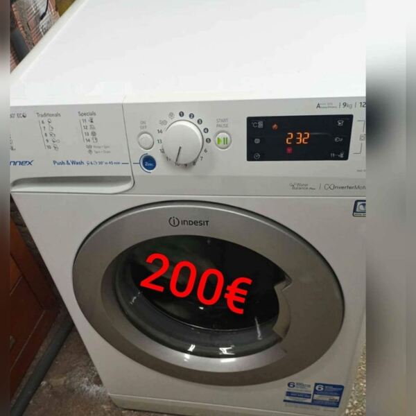 Máquina de lavar roupa da indesit de 9kg . Máquinas de Lavar Roupa