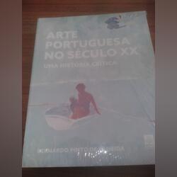 Arte Portuguesa no Seculo XX. Livros. Guimarães.     