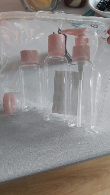 Kit de viagem. Cuidado de mãos e pés