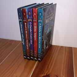 colecção de livros. Livros