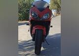 vendo mota cbr 600 f4 27 mil klm. Motos.     