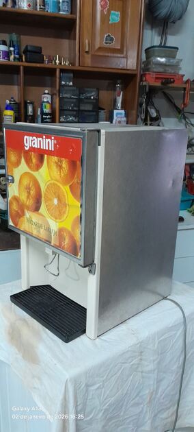 Mini refrigerador de bebidas. Frigoríficos