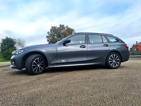 Bmw 320 D Touring Sport Line 190Cv . Carros